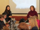 Supervisora microrregional da Emater/RS-Ascar, Monique Chaves, e anfitriã, professora da Unicruz, Rosane Felix.